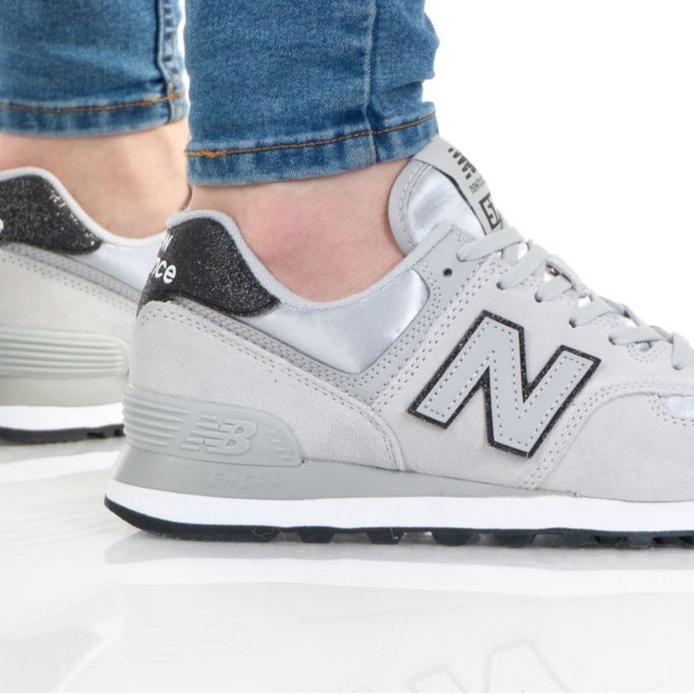 New Balance Women's 974